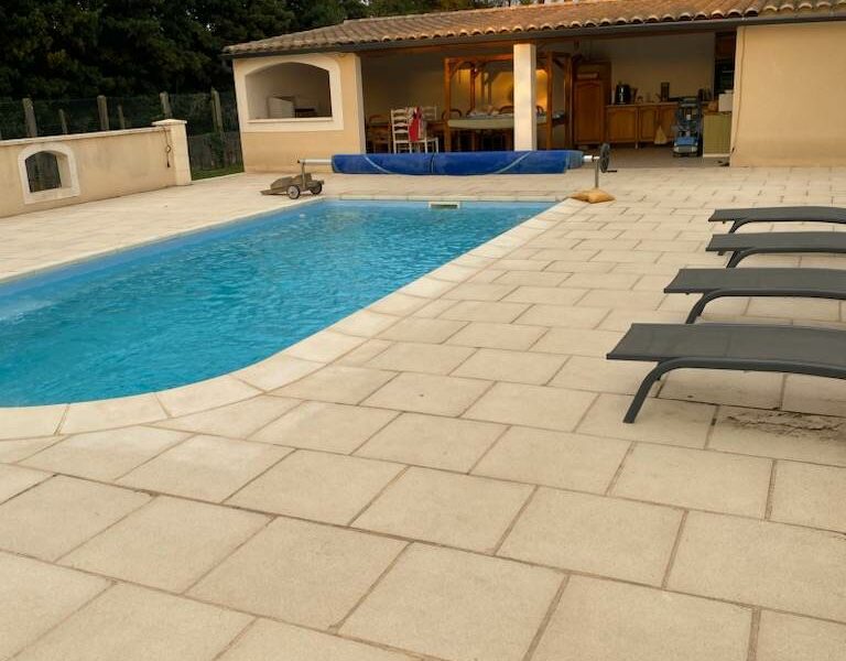 Villa moderne plain-pied piscine