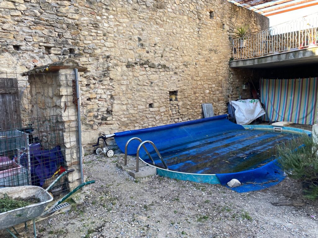 Maison de village à rénover